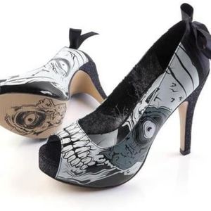 NWT Iron Fist Moonshiner LE Zombie Stomper pumps
